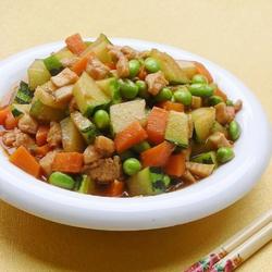 鸡丁炒杂菜的做法[图]
