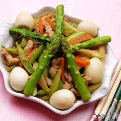 芦笋炒鸡丝的做法[图]