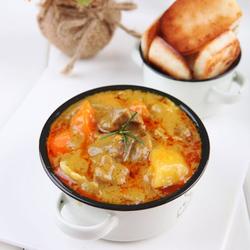 咖喱羊肉配香煎馒头片的做法[图]