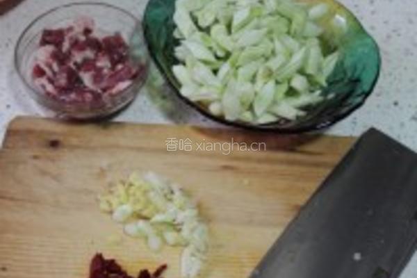 肉炒芸豆的做法图解1