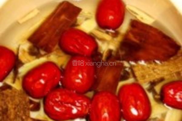 药膳养生鸡的做法图解2