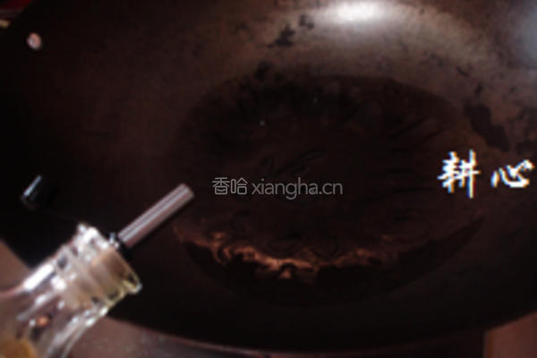 木耳腐竹炒虾仁的做法图解5
