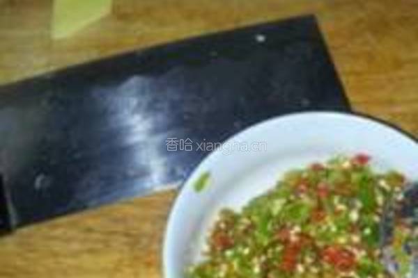 剁椒米豆腐的做法图解2