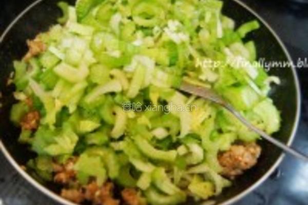 芹菜炒猪肉末的做法图解8