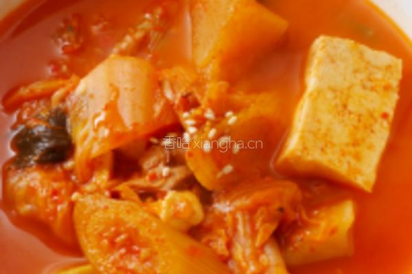 金枪鱼豆腐泡菜锅的做法图解7
