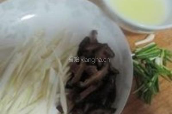 三丝银鱼羹的做法图解2
