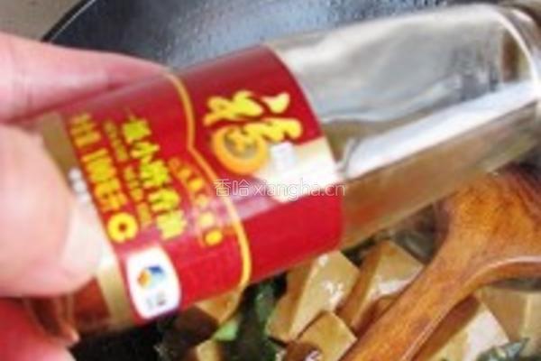 蒜苗烧豆腐的做法图解9