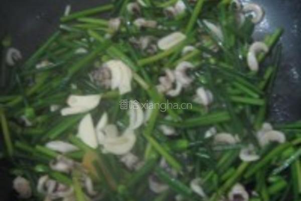 墨鱼仔韭菜花的做法图解11