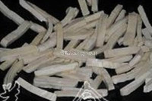 冬菇炒豆腐干的做法图解2