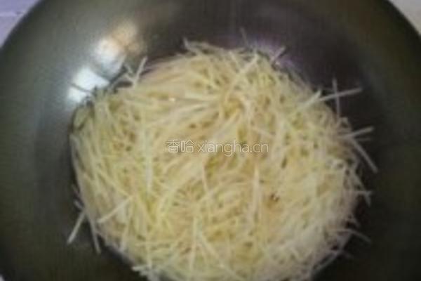 土豆丝炒芹菜的做法图解3