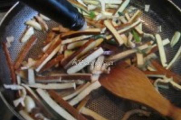 韭菜香干炒肉丝的做法图解6