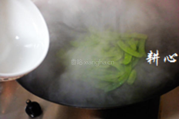 荷兰豆炒叉烧的做法图解6