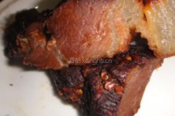 荷兰豆蘑菇炒腊肉的做法图解1