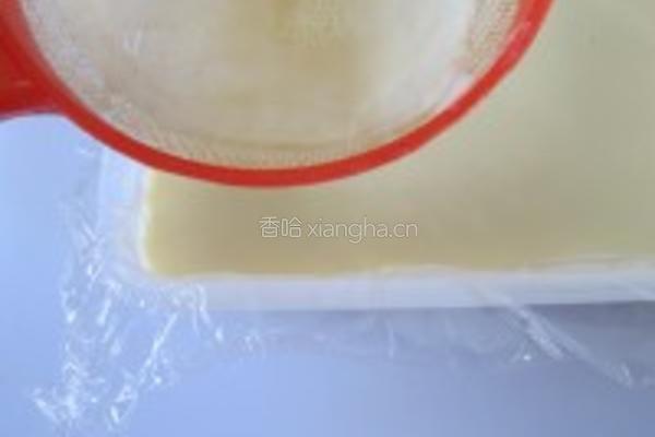 鲜奶雪花凉糕的做法图解6