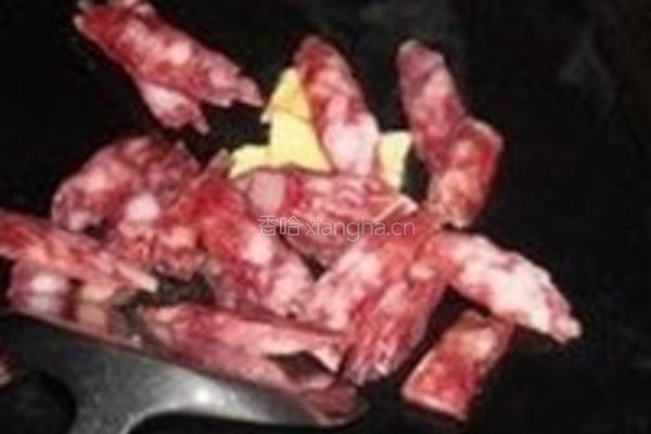 腊肠炒芥蓝的做法图解4