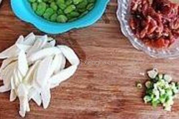 茭白蚕豆炒肉片的做法图解2
