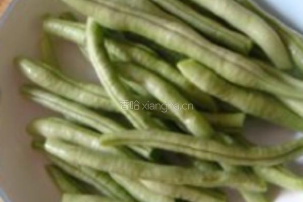 肉末芸豆的做法图解1