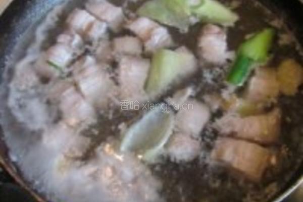 口蘑鹌鹑蛋烧肉的做法图解4