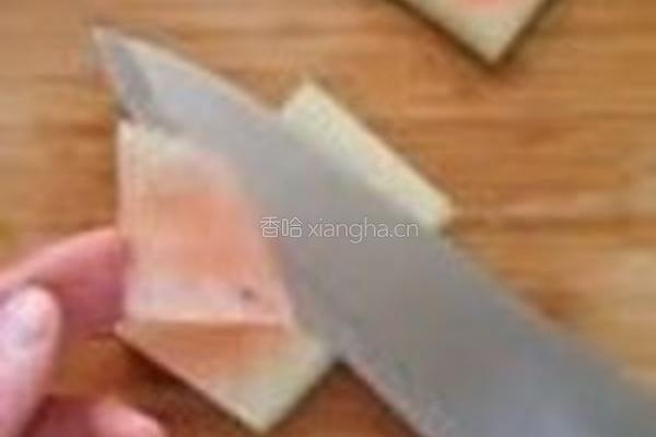 爆炒西瓜皮的做法图解1