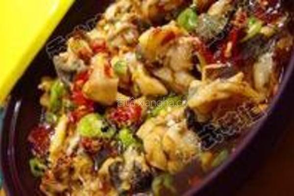 塔吉锅菜谱剁椒牛蛙的做法图解2