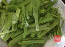酸辣韭菜肉丝的做法图解2