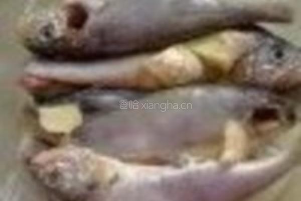 清蒸小黄鱼的做法图解2