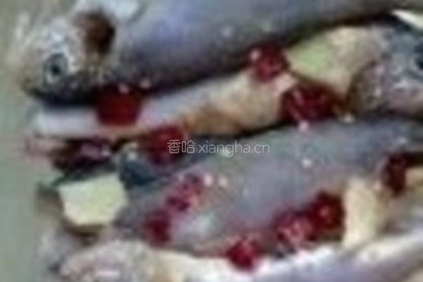 清蒸小黄鱼的做法图解3