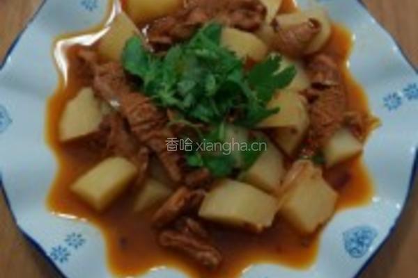 土豆烧肥肠的做法图解7