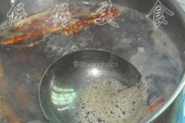 五指毛桃煲乌鸡汤的做法图解3