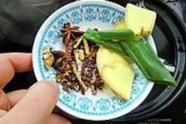 白萝卜煲牛肉的做法图解4
