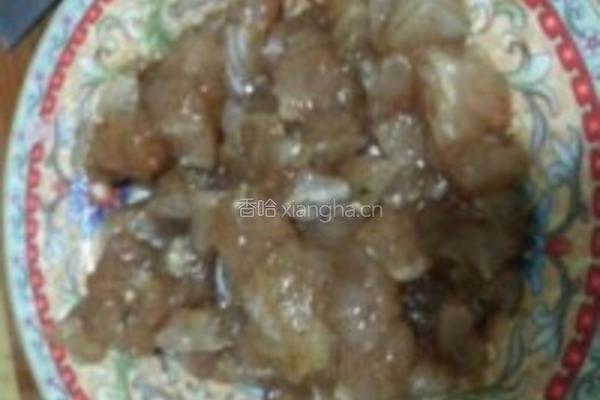 龙利鱼丁的做法图解1
