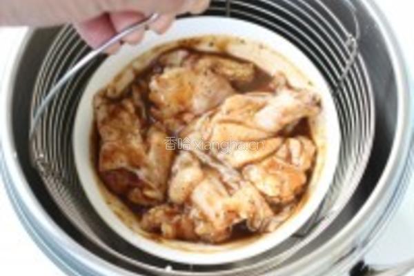 黑胡椒鸡翅根的做法图解3