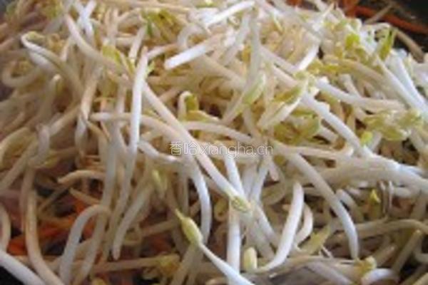 绿豆芽炒红萝卜丝的做法图解6