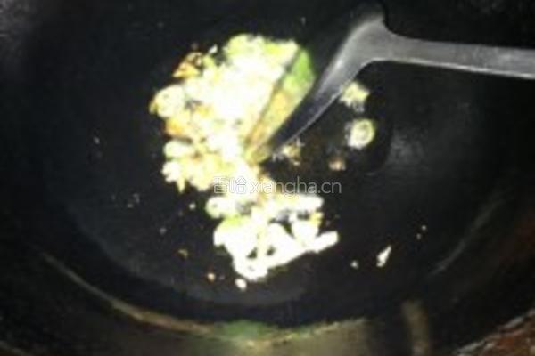 肉炒扁豆丝的做法图解1
