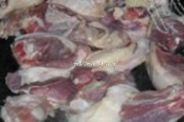 腐竹焖鸭腿的做法图解2