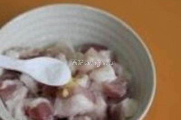 石榴咕噜肉的做法图解3