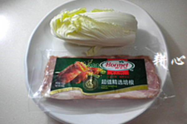 大白菜炒培根的做法图解1