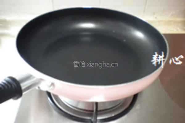 大白菜炒培根的做法图解2