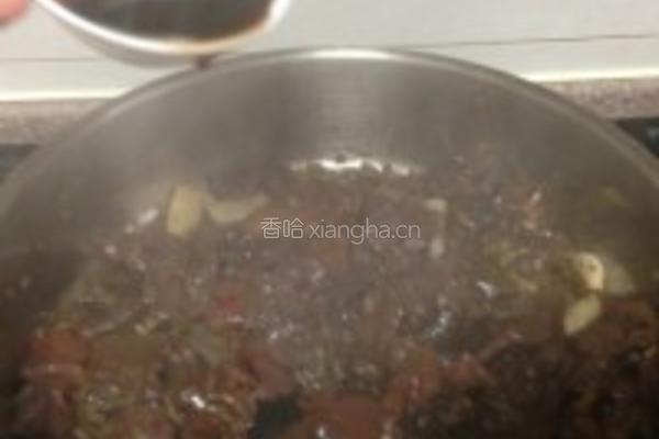 青椒松蘑的做法图解10