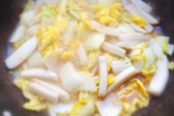 豆瓣娃娃菜煮年糕的做法图解2