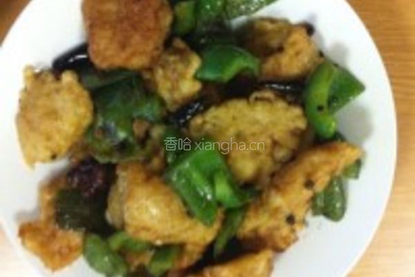 香酥炸鲶鱼的做法图解6