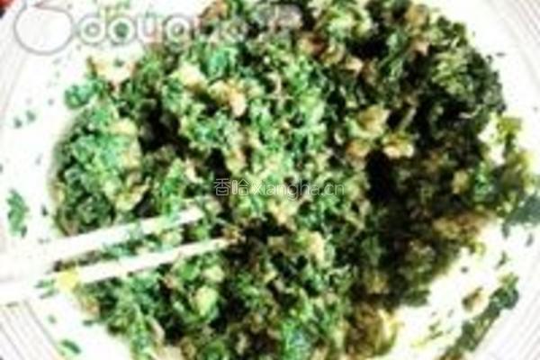 荠菜猪肉锅贴的做法图解7