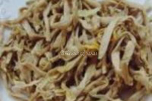 黄花菜炒鸡肉丝的做法图解2
