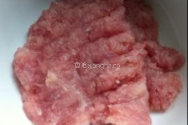 瘦肉香菇丸的做法图解3