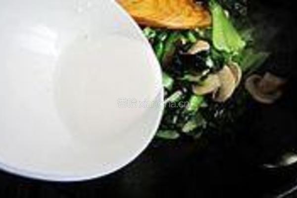 椒油口蘑小油菜的做法图解9