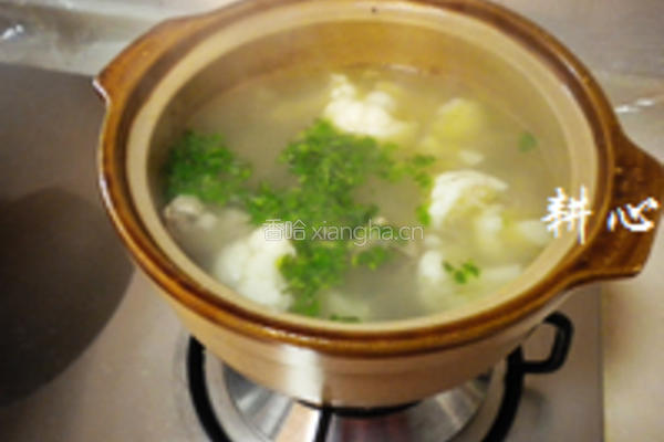 菜花虾米排骨汤的做法图解11