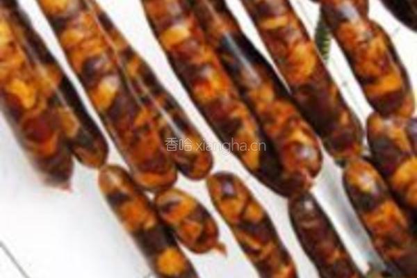 巧用橘子皮自制熏肠的做法图解4