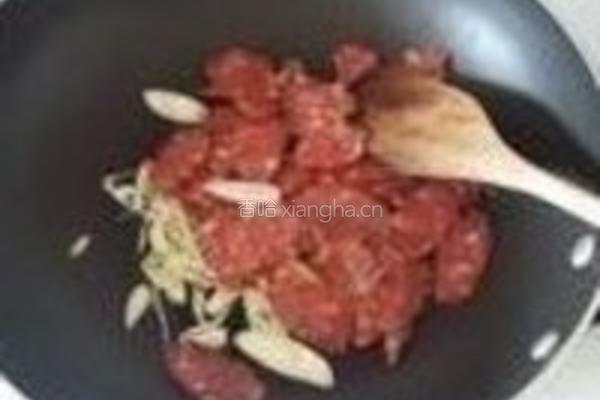 四季豆煸腊肠的做法图解4