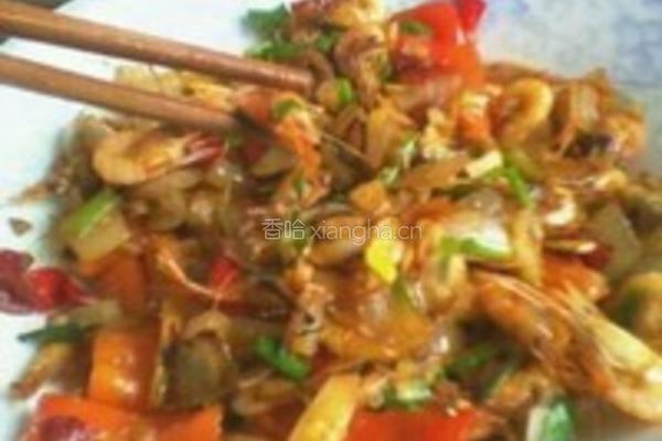 蒜香小河虾的做法图解1