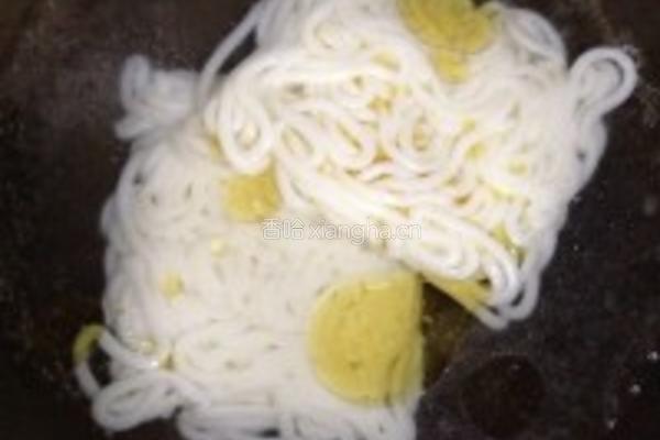 红烧大连鲍扒乌冬面的做法图解4